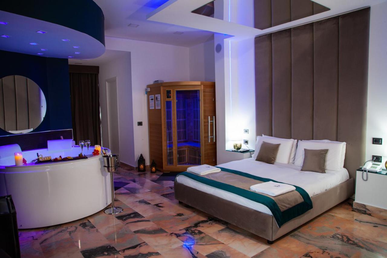 Hotel Ibisco Suites & Relax Pouzzoles Extérieur photo